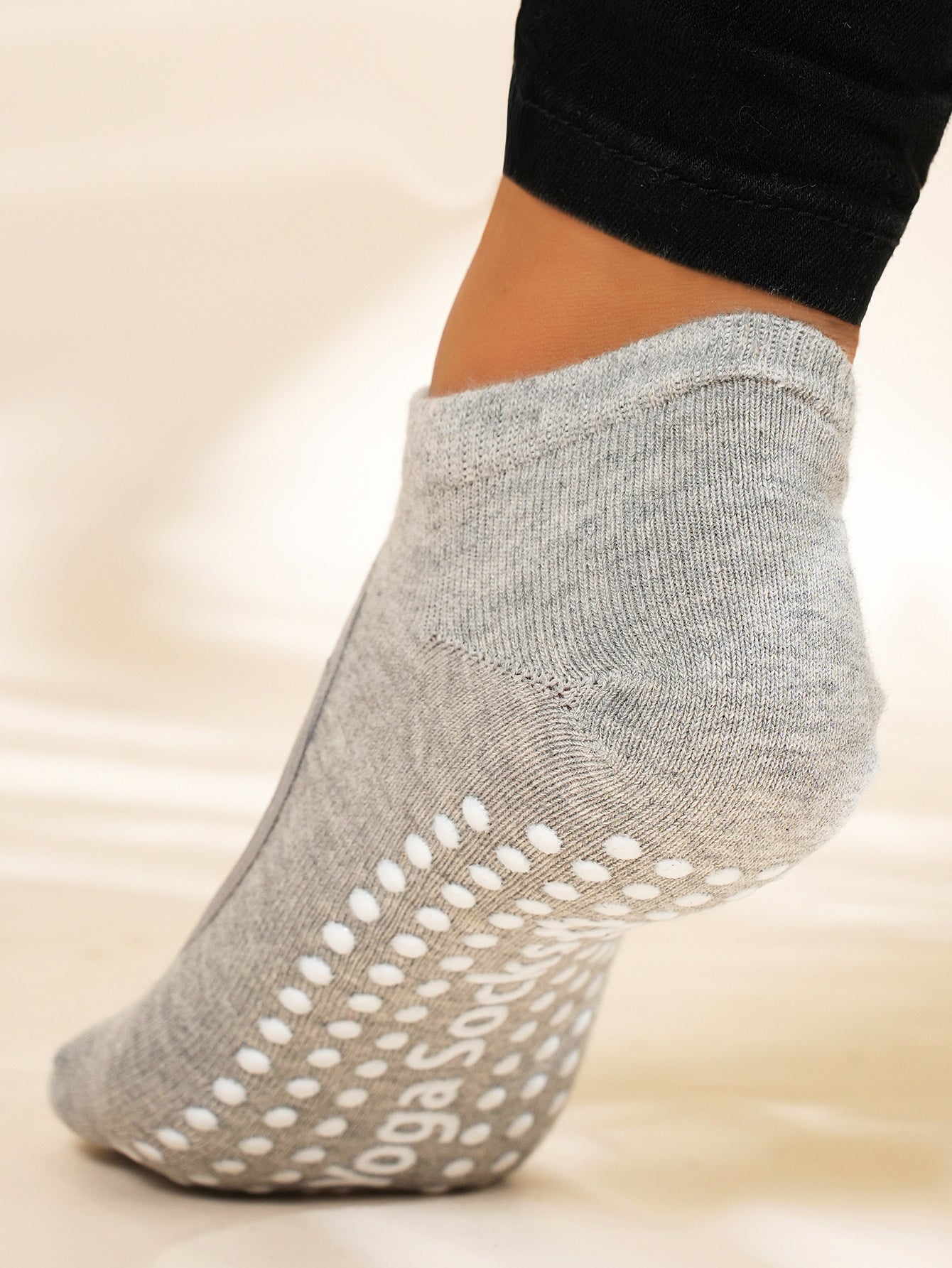 【Yoga Socks】E2浅麻灰-女士圆头瑜伽普拉提运动袜