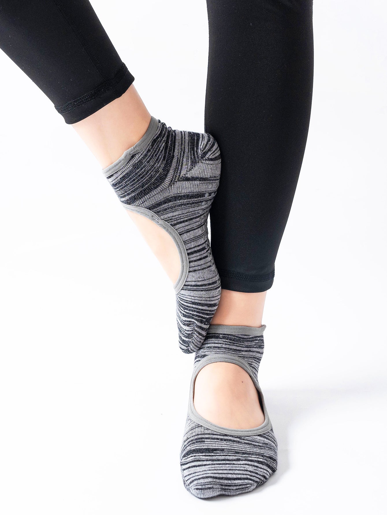 【Yoga Socks】E3黑灰-女士段色圆头瑜伽普拉提运动袜