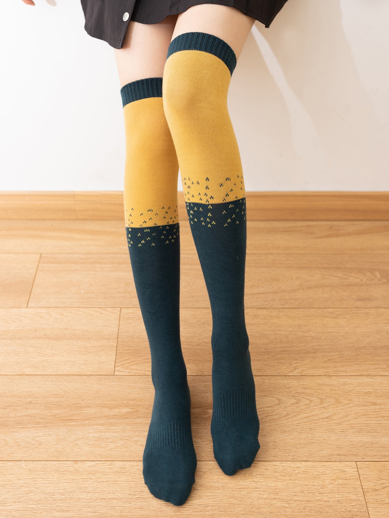 【Yoga Socks】Y1绿黄-女士撞色长筒圆头瑜伽普拉提运动袜