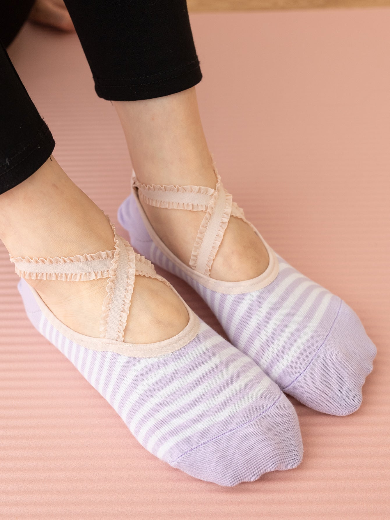 【Yoga Socks】R2浅紫-女士花边条纹圆头瑜伽普拉提运动袜