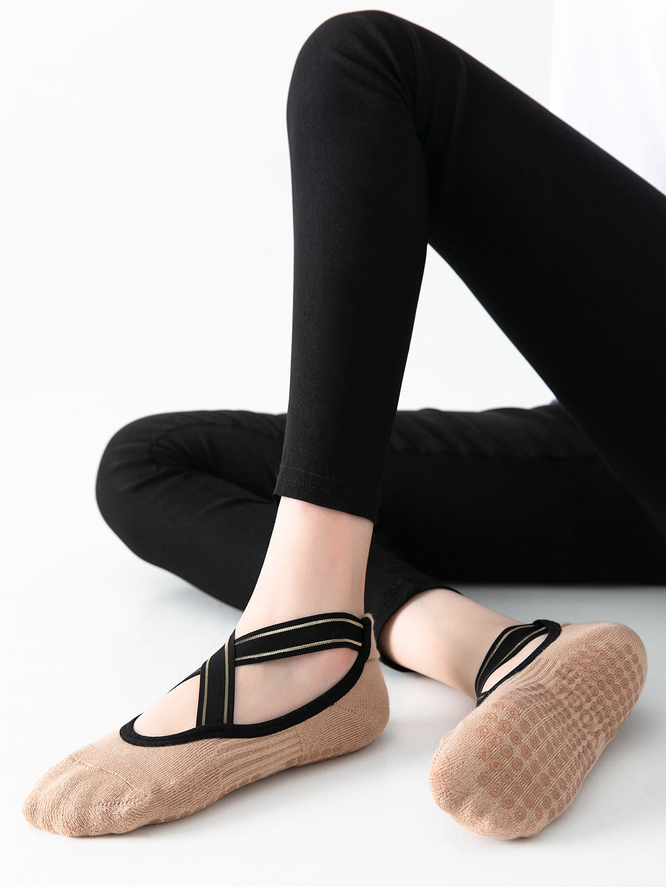 【Yoga Socks】Q1米-女士毛圈圆头瑜伽普拉提运动袜