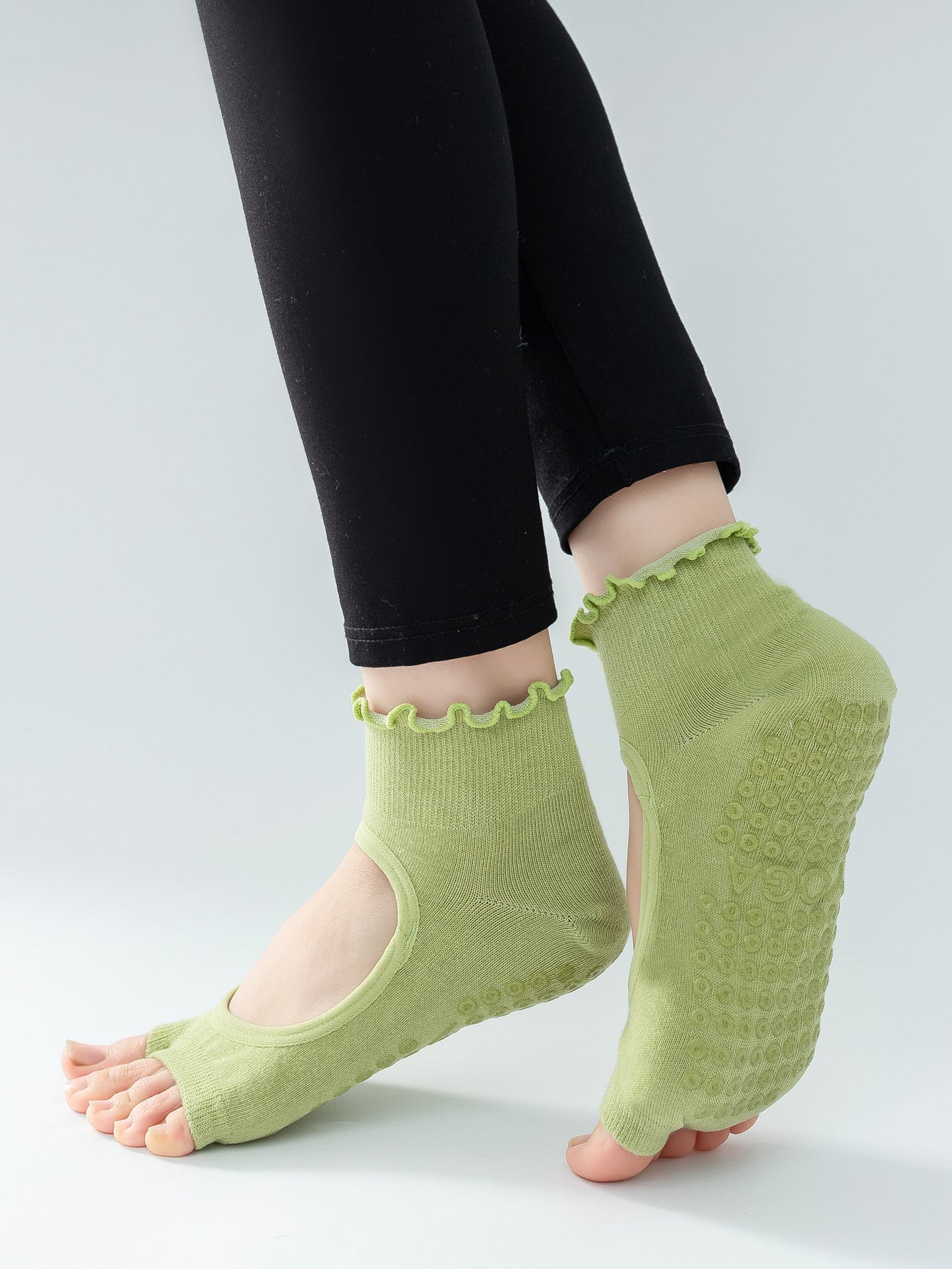 【Yoga Socks】O3绿色-女士木耳边二指瑜伽普拉提运动袜