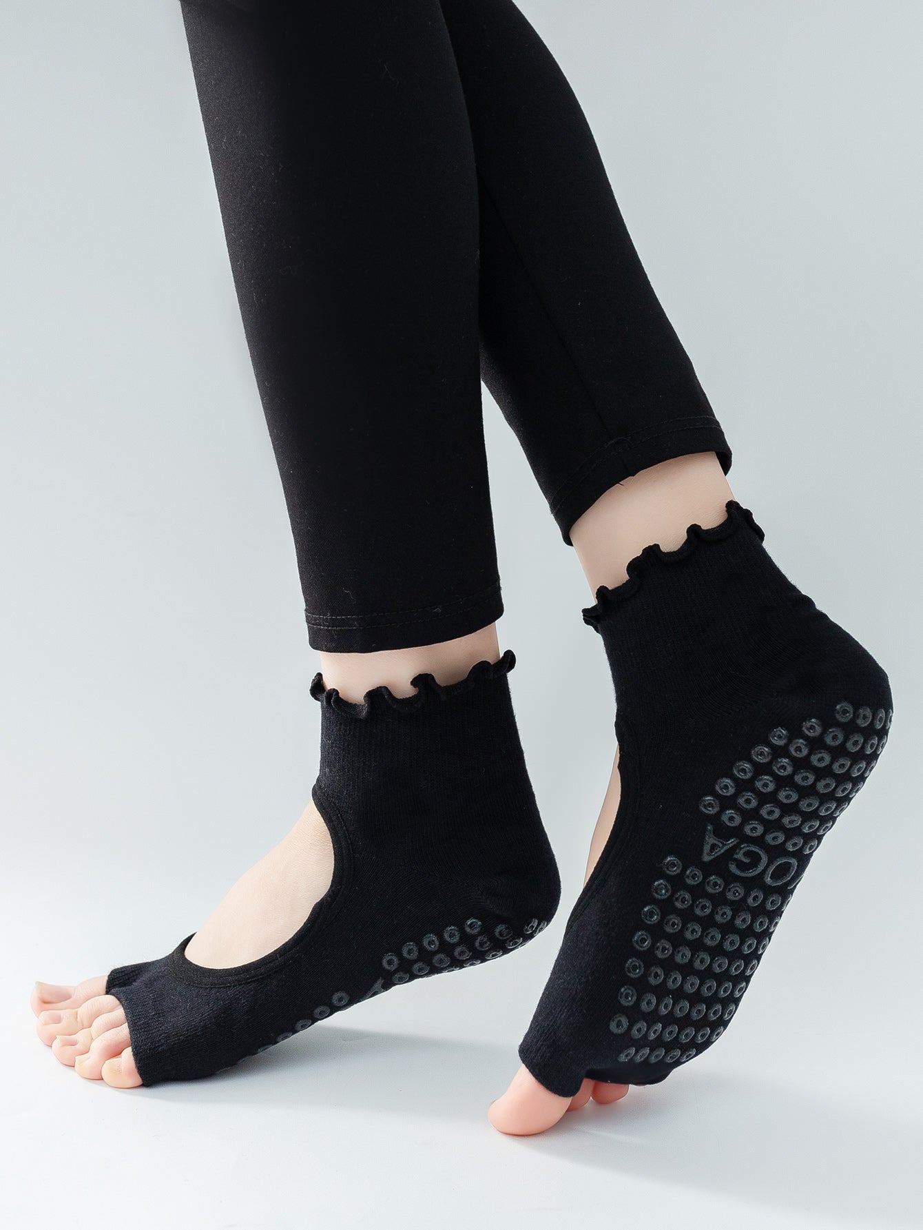 【Yoga Socks】O3黑色-女士木耳边二指瑜伽普拉提运动袜