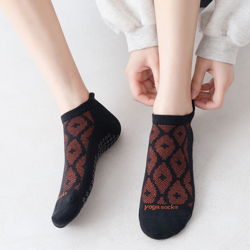 【Yoga Socks】D3黑红-女士提花香薰毛圈圆头瑜伽普拉提运动袜