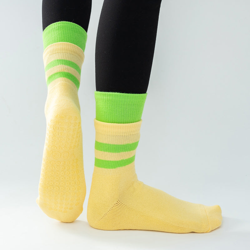 TAZK Women's Terry Sports Socks D10 Red