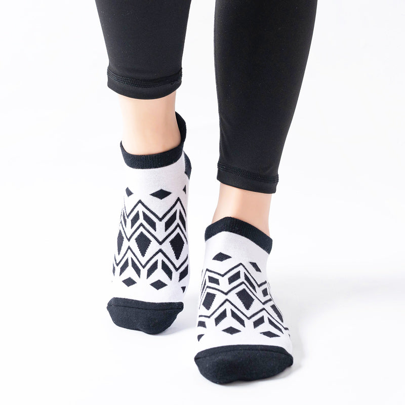 【Yoga Socks】D13黑白-女士提花毛圈圆头瑜伽普拉提运动袜